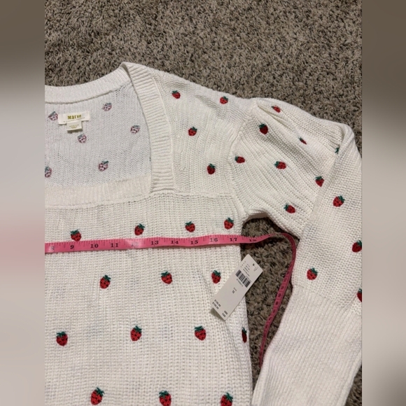 Maeve By Anthropologie Long Sleeve Sweater Embroidered Strawberries NWT- Medium - Picture 7 of 7